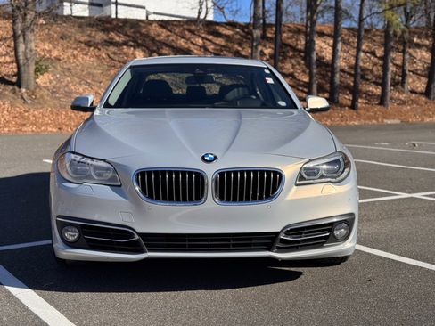 Used 2016 BMW 550i xDrive Sedan image 2