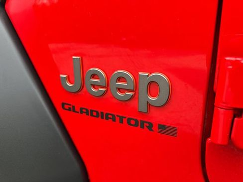 Used 2026 Jeep Gladiator Mojave AWD/4WD image 26