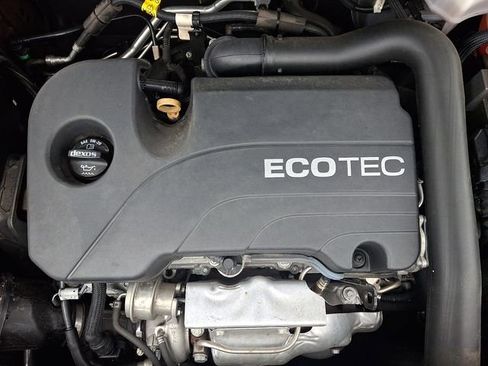 Used 2020 Chevrolet Equinox LT image 28