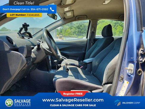 Used 2009 Toyota Yaris Sedan FWD image 9
