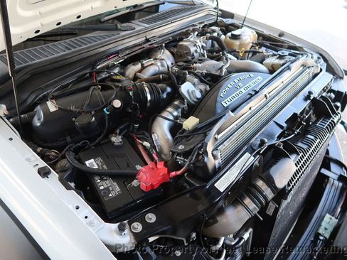 Used 2008 Ford F550 4x4 Crew Cab Super Duty image 41