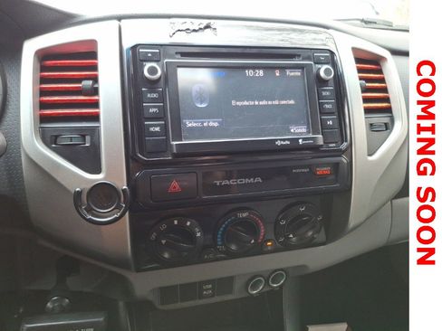 Used 2015 Toyota Tacoma 2WD Access Cab image 9