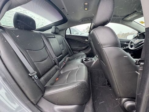 Used 2018 Chevrolet Volt Premier w/ Driver Confidence Package image 35