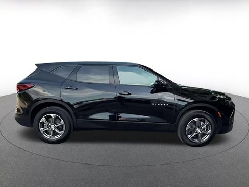 Used 2026 Chevrolet Blazer LT FWD image 13