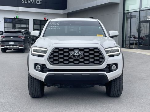 Used 2023 Toyota Tacoma TRD Off-Road image 2