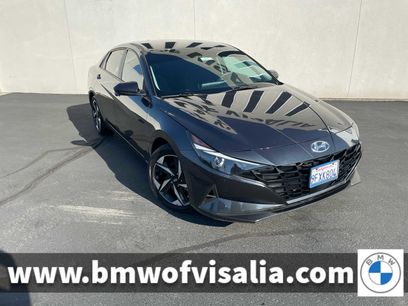 Used 2023 Hyundai Elantra SEL w/ Convenience Package