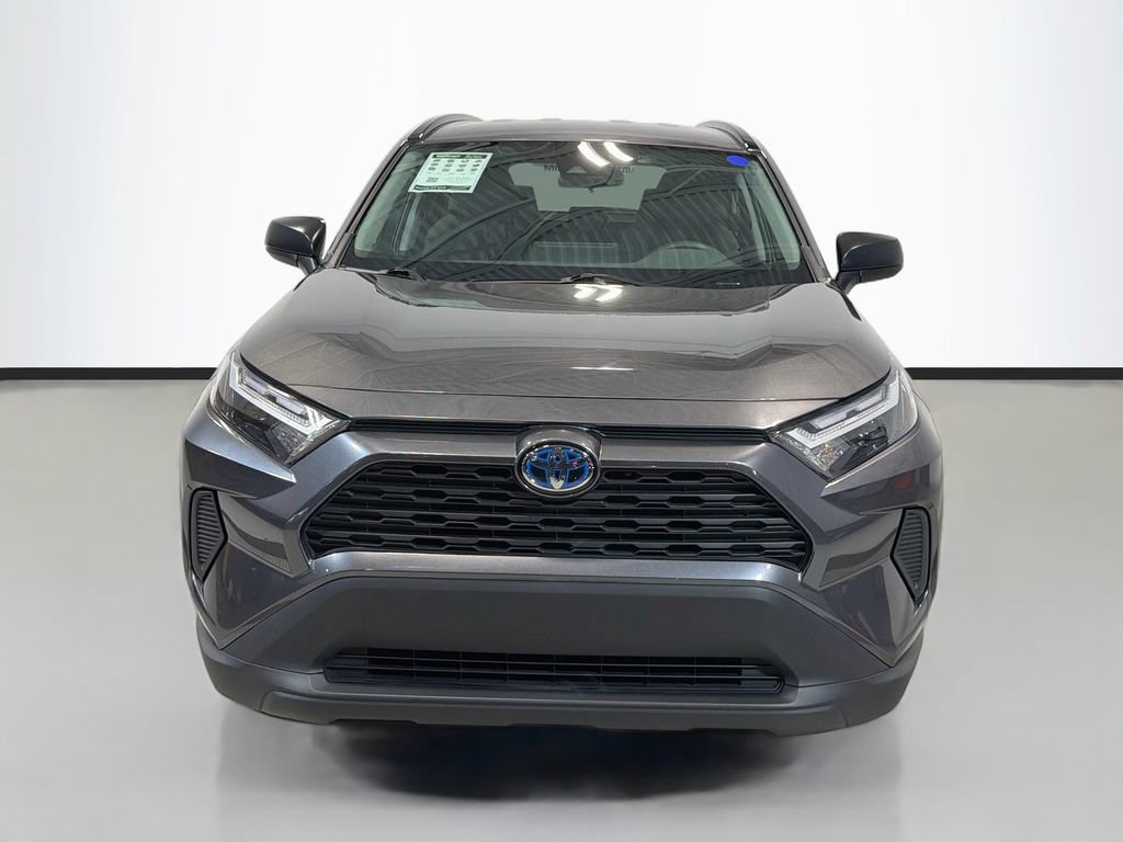 Used 2023 Toyota RAV4 LE AWD/4WD image 2