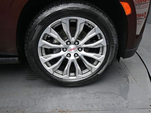 Used 2022 GMC Yukon XL Denali w/ Denali Ultimate Package image 13