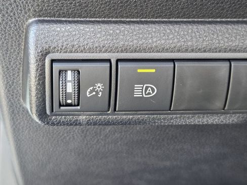 Used 2026 Toyota Corolla LE FWD image 23