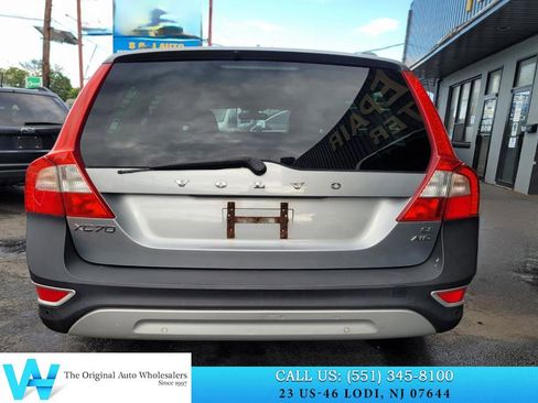Used 2010 Volvo XC70 3.2 image 5