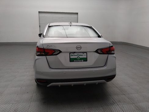 Used 2025 Nissan Versa SV FWD image 6