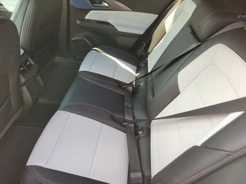 New 2025 Chevrolet Equinox EV LT image 10