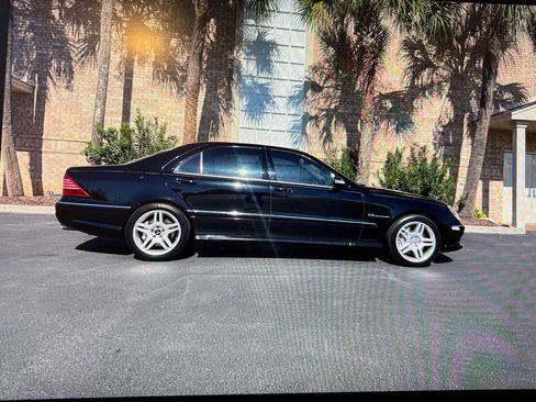 Used 2005 Mercedes-Benz S 55 AMG image 5