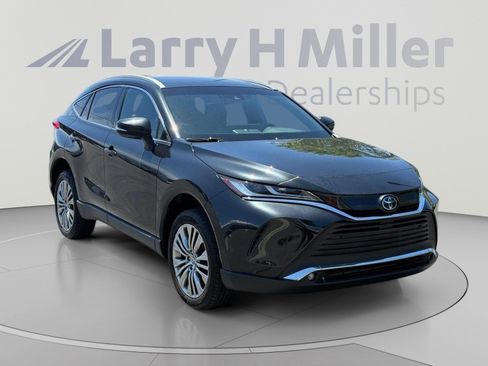 Certified 2024 Toyota Venza Limited AWD/4WD image 8