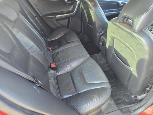 Used 2012 Volvo S60 T5 w/ Multimedia Pkg image 17