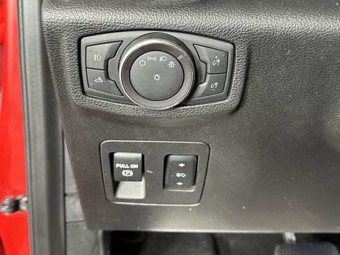 Used 2019 Ford F150 Lariat w/ Equipment Group 502A Luxury image 33