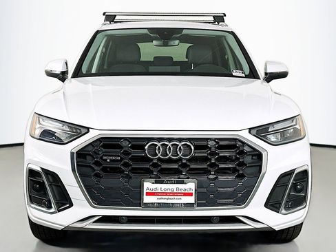 Used 2023 Audi Q5 2.0T Premium w/ Convenience Package image 2
