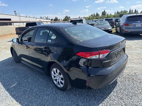 Used 2025 Toyota Corolla LE image 7