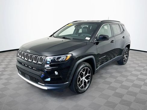 Used 2024 Jeep Compass Limited AWD/4WD image 5
