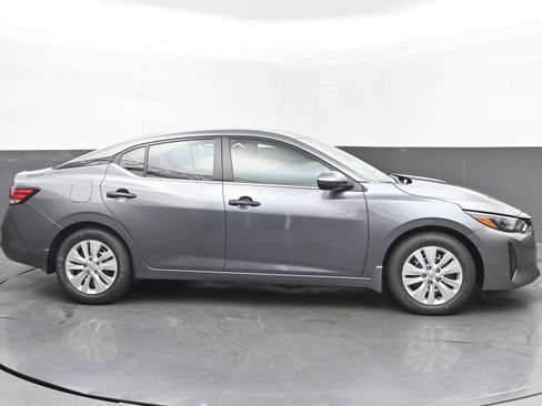 Certified 2025 Nissan Sentra S image 8