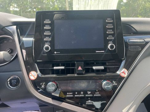 Used 2024 Toyota Camry LE w/ Convenience Package FWD image 29
