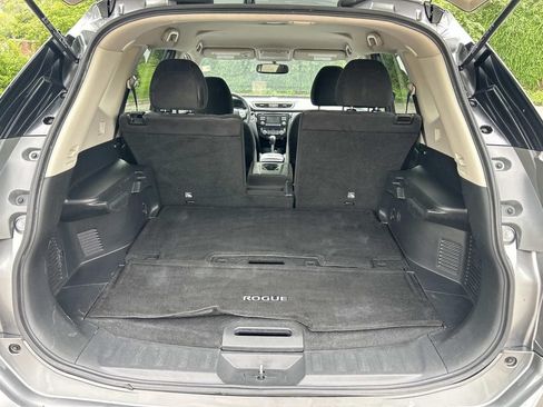 Used 2015 Nissan Rogue SV FWD image 13