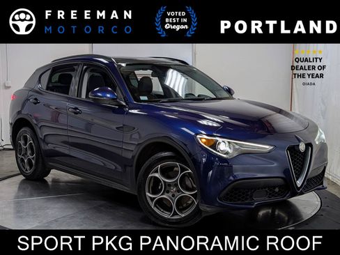 Used 2018 Alfa Romeo Stelvio Sport w/ Quick Order Package 22J Sport AWD/4WD image 1