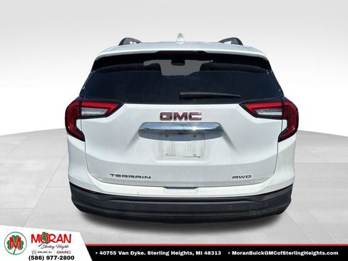 Used 2023 GMC Terrain SLE w/ Driver Convenience Package AWD/4WD image 7