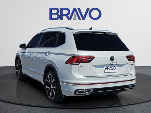 Used 2022 Volkswagen Tiguan SEL R-Line AWD/4WD image 3