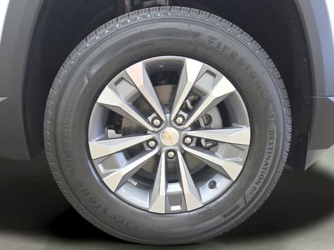 New 2026 Chevrolet Equinox LT w/ Convenience Package II FWD image 28