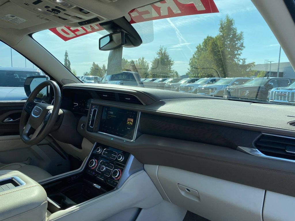Used 2022 GMC Yukon XL Denali w/ Max Trailering Package AWD/4WD image 30