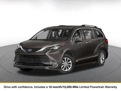 Used 2024 Toyota Sienna XLE