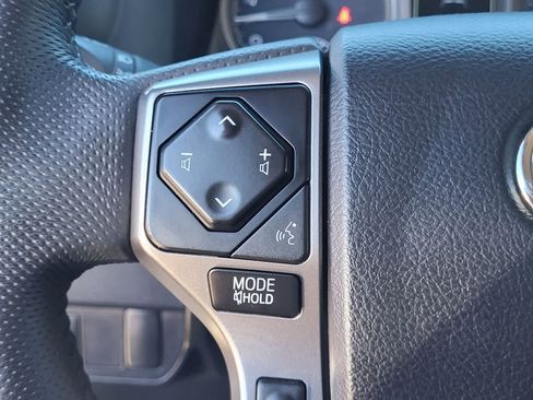 Used 2023 Toyota Tacoma SR5 w/ Technology Package image 18