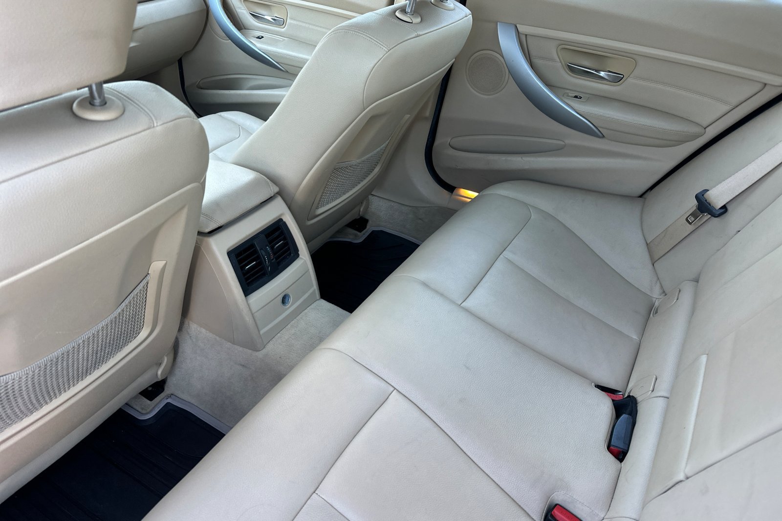 Used 2013 BMW 328i Sedan RWD image 14