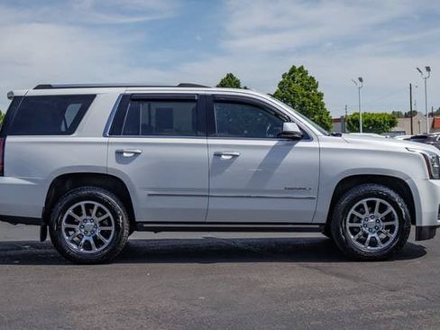 Used 2018 GMC Yukon Denali w/ Open Road Package AWD/4WD image 5