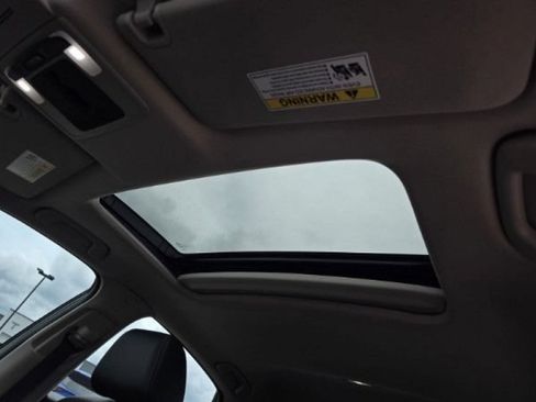 Used 2023 Honda Civic EX-L image 14