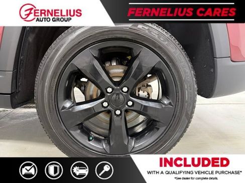 Used 2024 Jeep Grand Cherokee Altitude AWD/4WD image 47