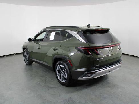 Certified 2025 Hyundai Tucson SEL image 4