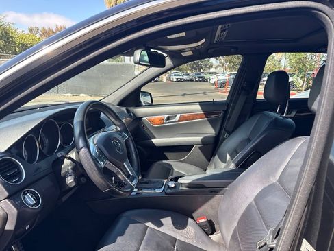 Used 2012 Mercedes-Benz C 250 Sedan image 9