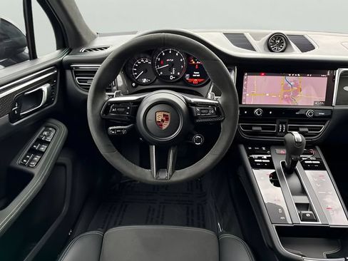 Used 2026 Porsche Macan GTS AWD/4WD image 13