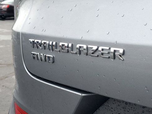 Certified 2025 Chevrolet TrailBlazer LT w/ Convenience Package AWD/4WD image 33