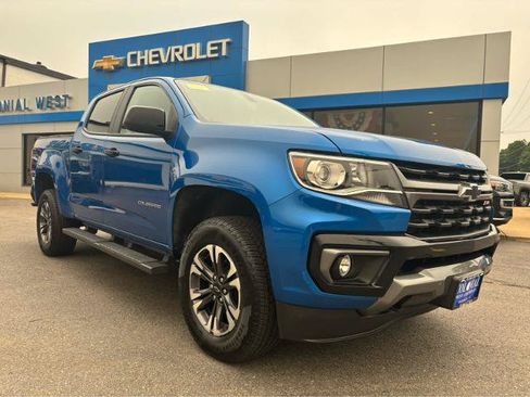 Used 2022 Chevrolet Colorado Z71 AWD/4WD image 14