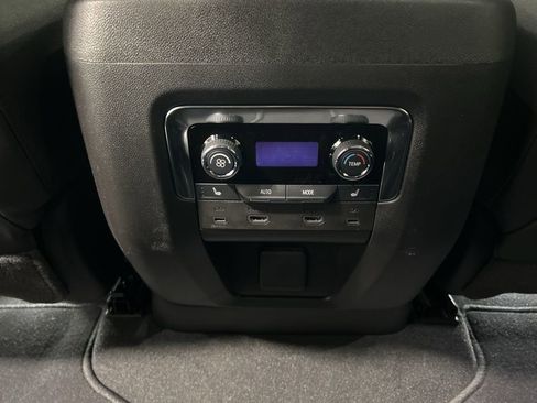 Used 2026 Chevrolet Tahoe Z71 w/ Z71 Off-Road Package image 31