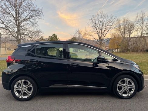 Used 2020 Chevrolet Bolt LT image 2
