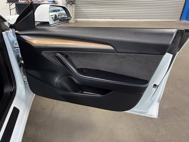 Used 2022 Tesla Model 3 Long Range AWD/4WD image 13
