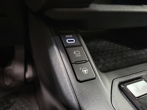 Used 2026 Toyota RAV4 Limited AWD/4WD image 19