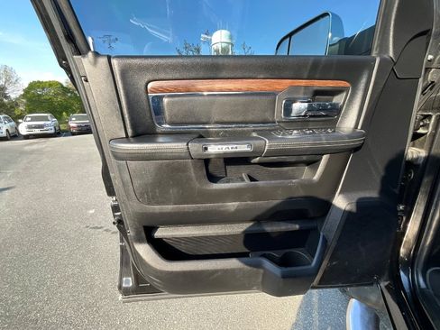 Used 2018 RAM 2500 Laramie w/ Off Road Package AWD/4WD image 12