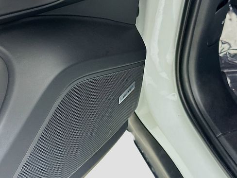 New 2026 Porsche Cayenne E-Hybrid AWD/4WD image 21