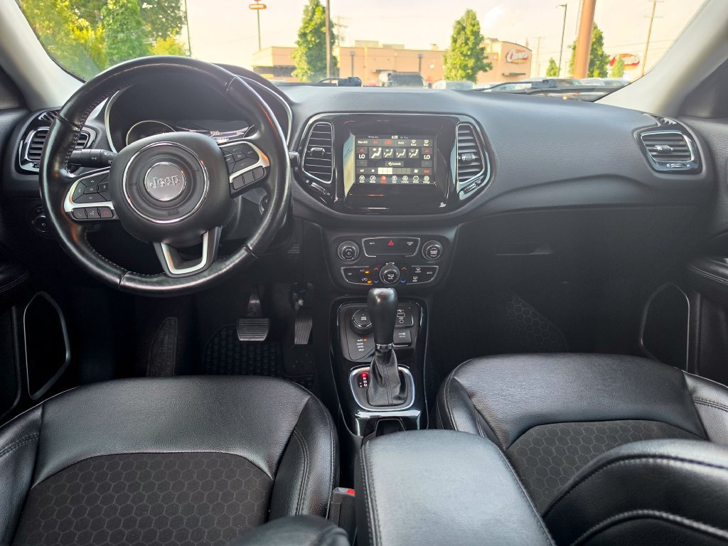 Used 2021 Jeep Compass Latitude AWD/4WD image 13