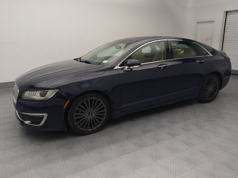 Used 2018 Lincoln MKZ Reserve image 2